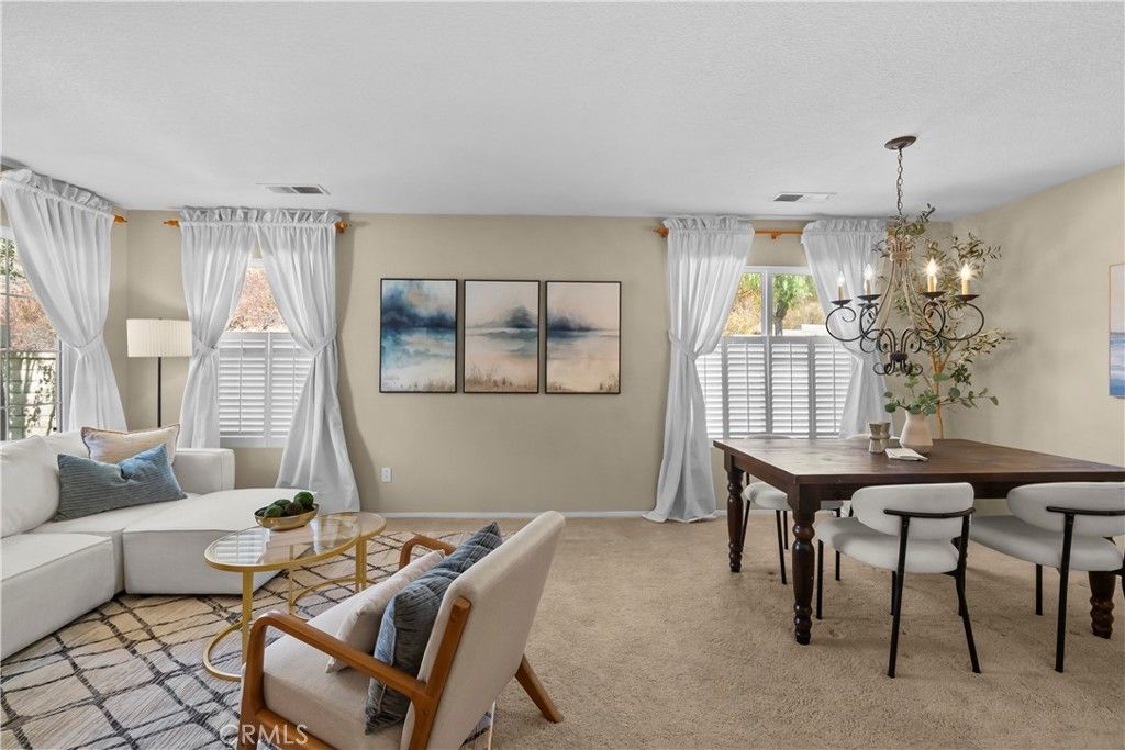 29890 Berkshire, Castaic, CA 91384 — photo 5
