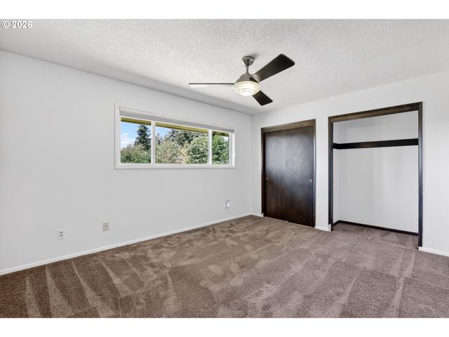 8439 Se COTTRELL Rd, Boring, OR 97009