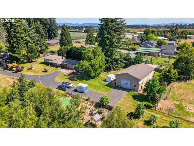 8439 Se COTTRELL Rd, Boring, OR 97009