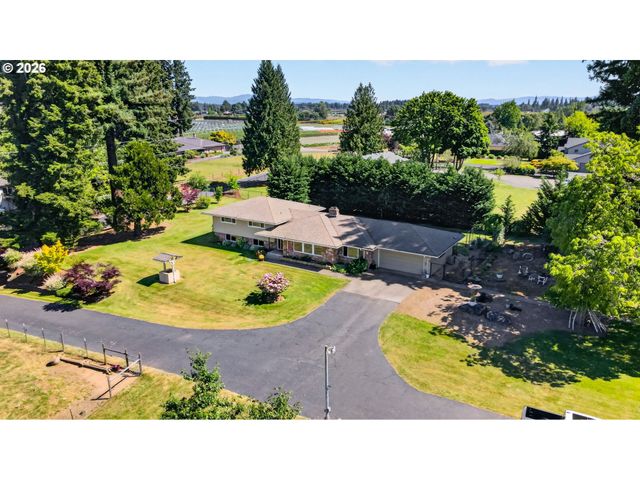 8439 Se COTTRELL Rd, Boring, OR 97009
