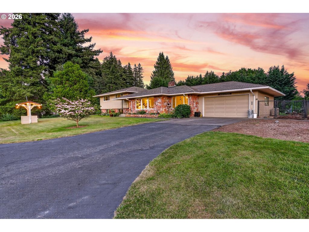 8439 Se COTTRELL Rd, Boring, OR 97009