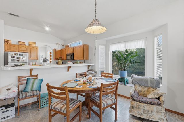 1616 Cerro Crestado Drive NW, Los Lunas, NM 87031