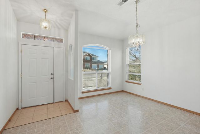 1616 Cerro Crestado Drive NW, Los Lunas, NM 87031