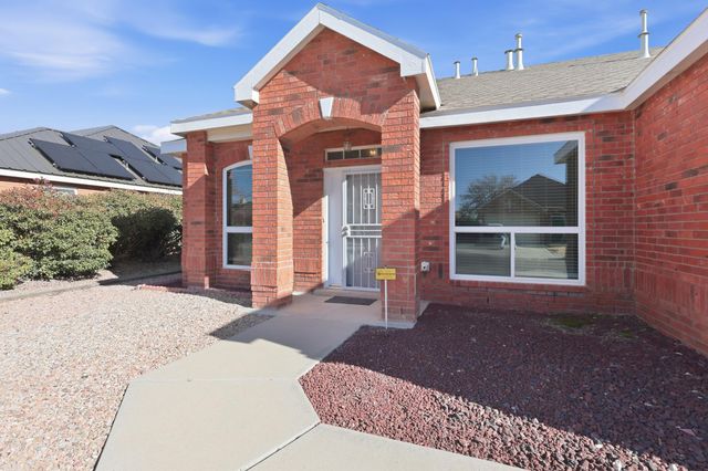 1616 Cerro Crestado Drive NW, Los Lunas, NM 87031