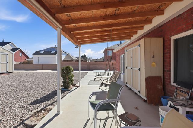 1616 Cerro Crestado Drive NW, Los Lunas, NM 87031