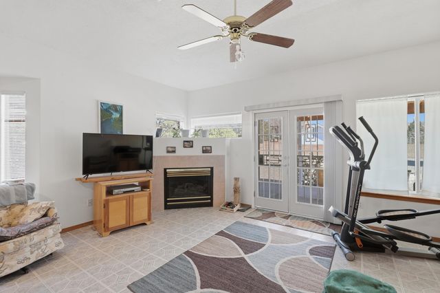 1616 Cerro Crestado Drive NW, Los Lunas, NM 87031