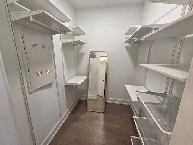 775 Juniper Street NE 415, Atlanta, GA 30308