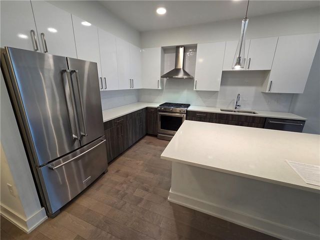 775 Juniper Street NE 415, Atlanta, GA 30308