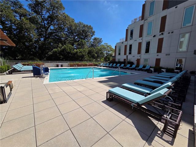 775 Juniper Street NE 415, Atlanta, GA 30308