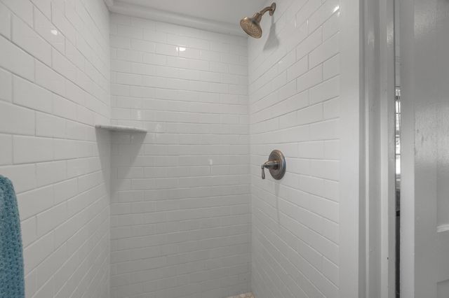 17 Shore Road 2, North Truro, MA 02652