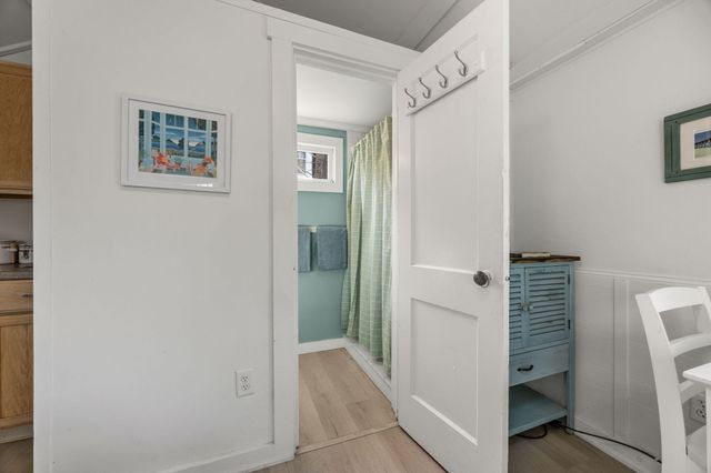 17 Shore Road 2, North Truro, MA 02652