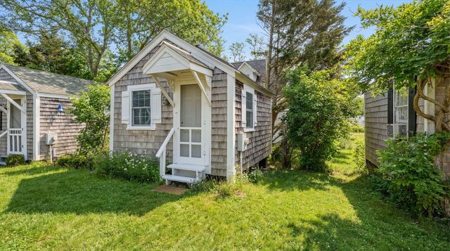 17 Shore Road 2, North Truro, MA 02652