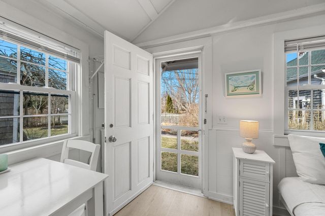 17 Shore Road 2, North Truro, MA 02652