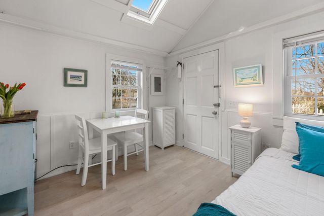 17 Shore Road 2, North Truro, MA 02652