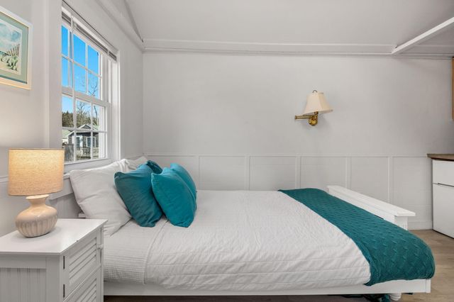 17 Shore Road 2, North Truro, MA 02652