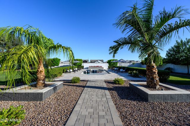 2299 E VIRGO Place, Chandler, AZ 85249