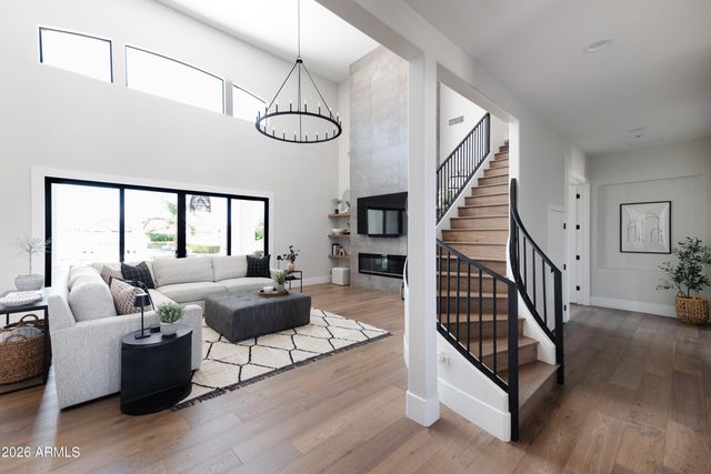 2299 E VIRGO Place, Chandler, AZ 85249