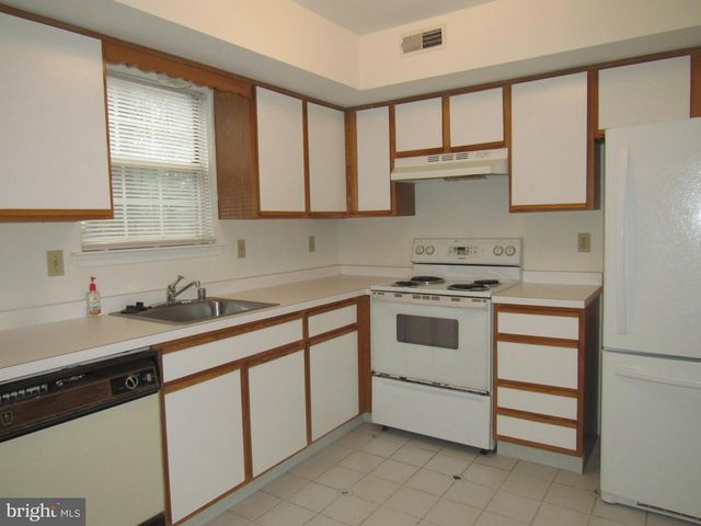 29 HAWTHORNE AVE, Newark, DE 19711