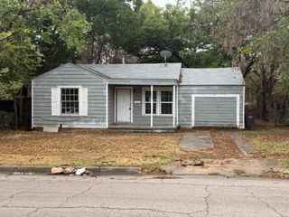 3532 Pioneer Street, Fort Worth, TX 76119