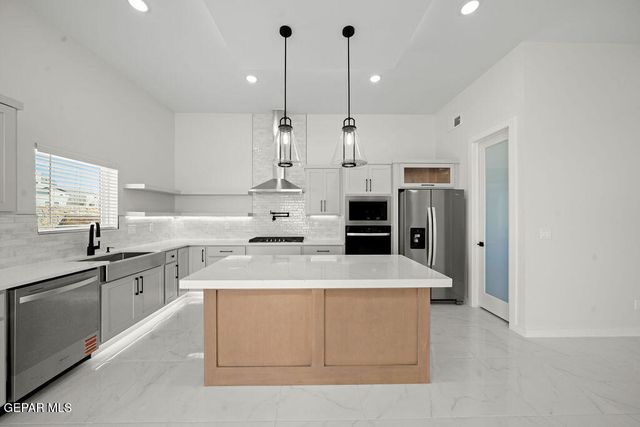 15028 Conviction Avenue, El Paso, TX 79938