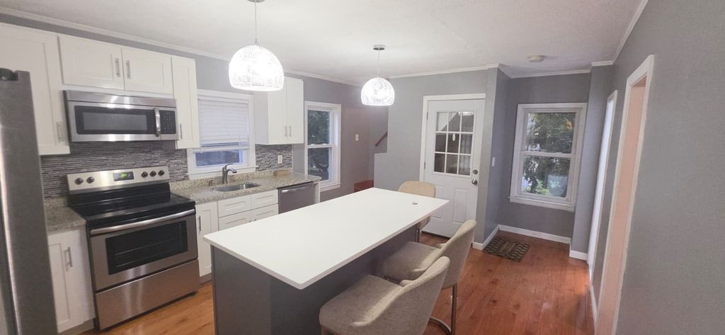 452 N Montello St 2, Brockton, MA 02301