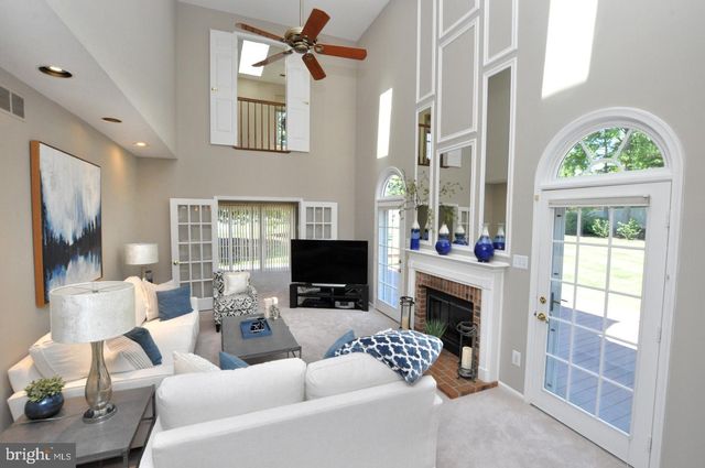 3 FULTON DR, Mount Laurel, NJ 08054