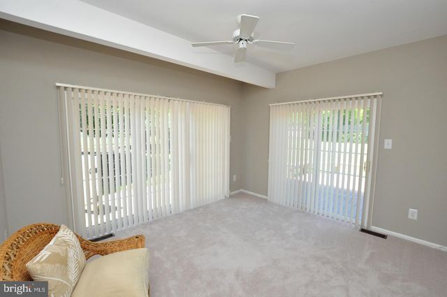 3 FULTON DR, Mount Laurel, NJ 08054