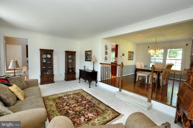 3 FULTON DR, Mount Laurel, NJ 08054