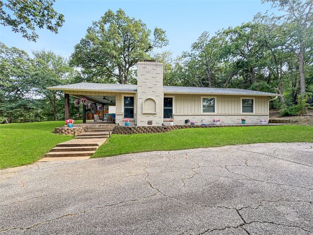 286 Lakewood Lane, Pottsboro, TX 75076