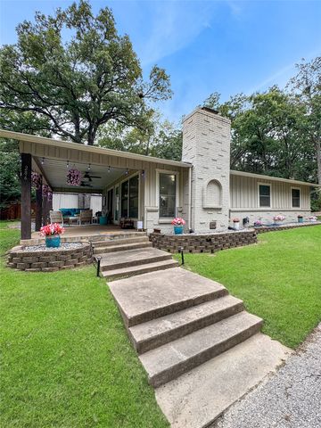 286 Lakewood Lane, Pottsboro, TX 75076