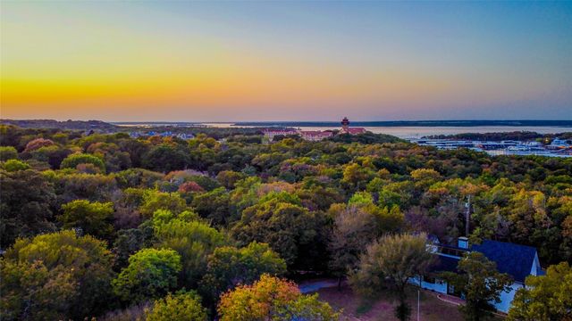 286 Lakewood Lane, Pottsboro, TX 75076