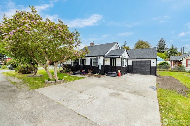 1229 Harrison Street, Mount Vernon, WA 98273