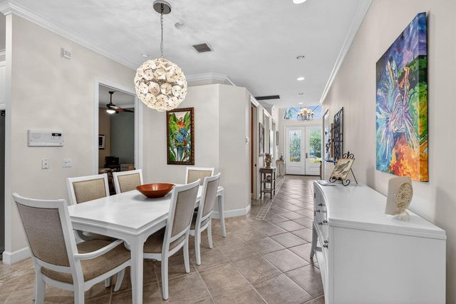 7982 SE Hempstead Circle, Hobe Sound, FL 33455