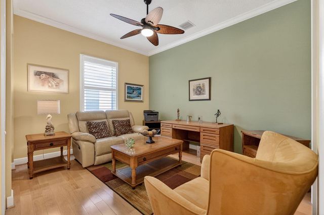7982 SE Hempstead Circle, Hobe Sound, FL 33455
