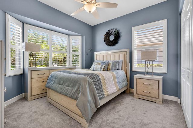 7982 SE Hempstead Circle, Hobe Sound, FL 33455