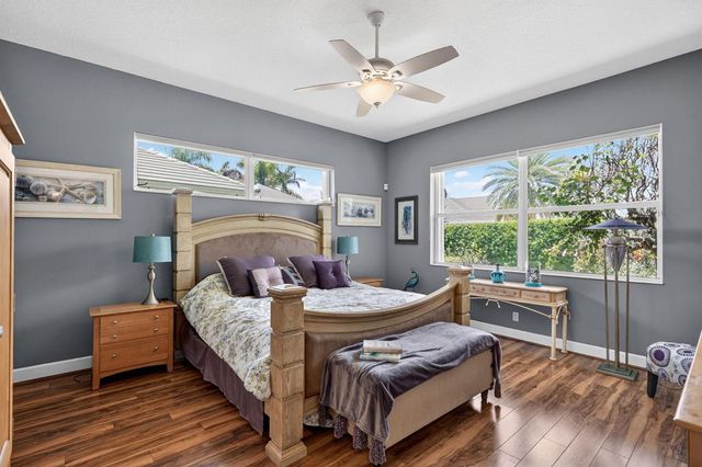 7982 SE Hempstead Circle, Hobe Sound, FL 33455