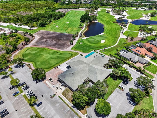 7982 SE Hempstead Circle, Hobe Sound, FL 33455