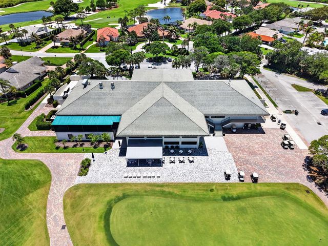 7982 SE Hempstead Circle, Hobe Sound, FL 33455