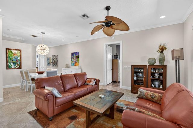 7982 SE Hempstead Circle, Hobe Sound, FL 33455
