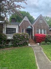 1313 Fairmont Street, Greensboro, NC 27403
