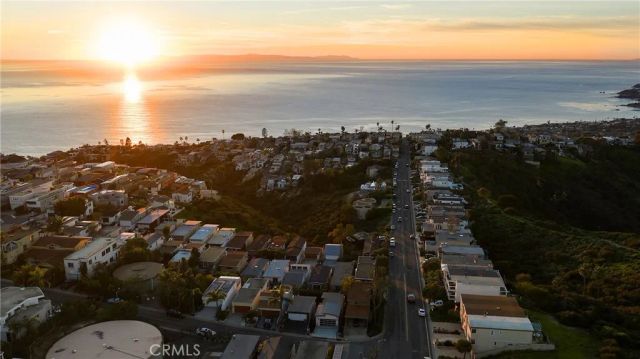 1077 Tia Juana, Laguna Beach, CA 92651
