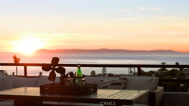 1077 Tia Juana, Laguna Beach, CA 92651