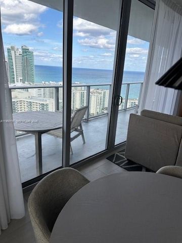 4010 S Ocean Drive R2702, Hollywood, FL 33019
