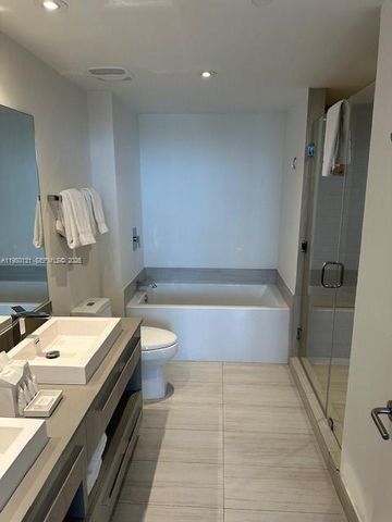 4010 S Ocean Drive R2702, Hollywood, FL 33019