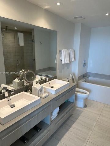 4010 S Ocean Drive R2702, Hollywood, FL 33019