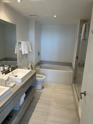 4010 S Ocean Drive R2702, Hollywood, FL 33019