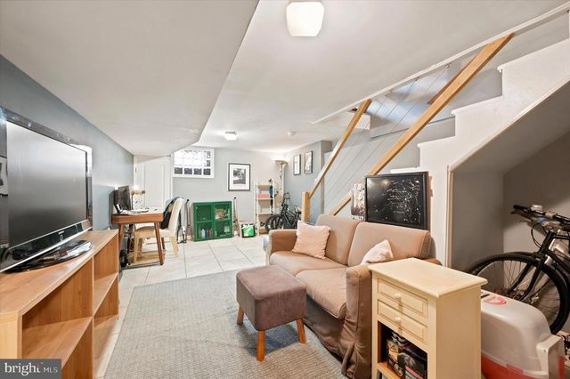 3849 MOUNT VERNON ST, Philadelphia, PA 19104