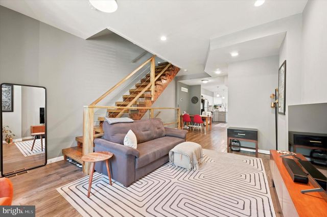 3849 MOUNT VERNON ST, Philadelphia, PA 19104
