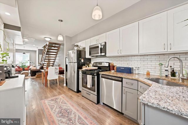 3849 MOUNT VERNON ST, Philadelphia, PA 19104