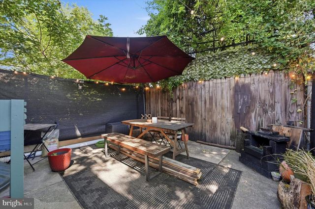 3849 MOUNT VERNON ST, Philadelphia, PA 19104